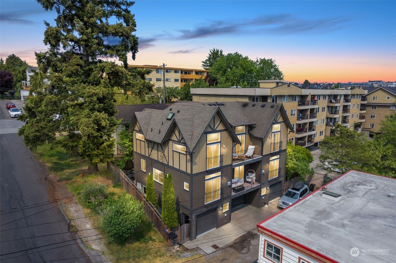 Property Photo: 5518 30th Avenue NW WA 98107