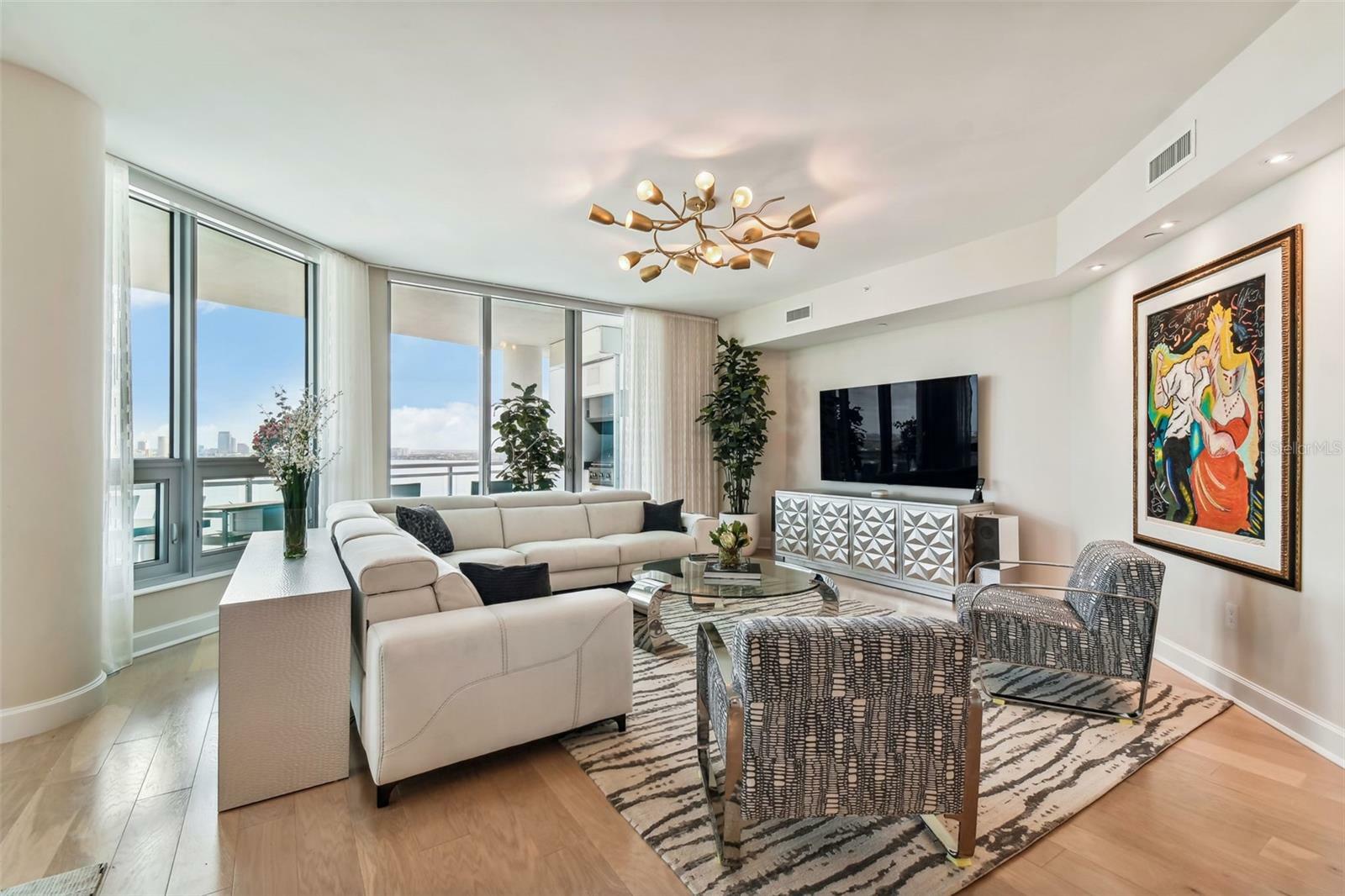 Property Photo: 3401 Bayshore Boulevard 2102 FL 33629