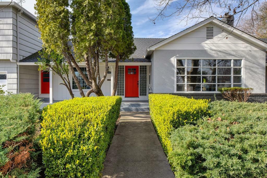 Property Photo: 3138 Land Park Drive CA 95818