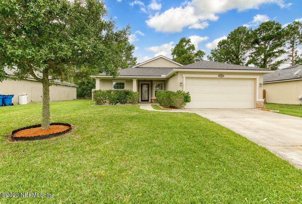 Property Photo:  15786 Canoe Creek Drive  FL 32218 