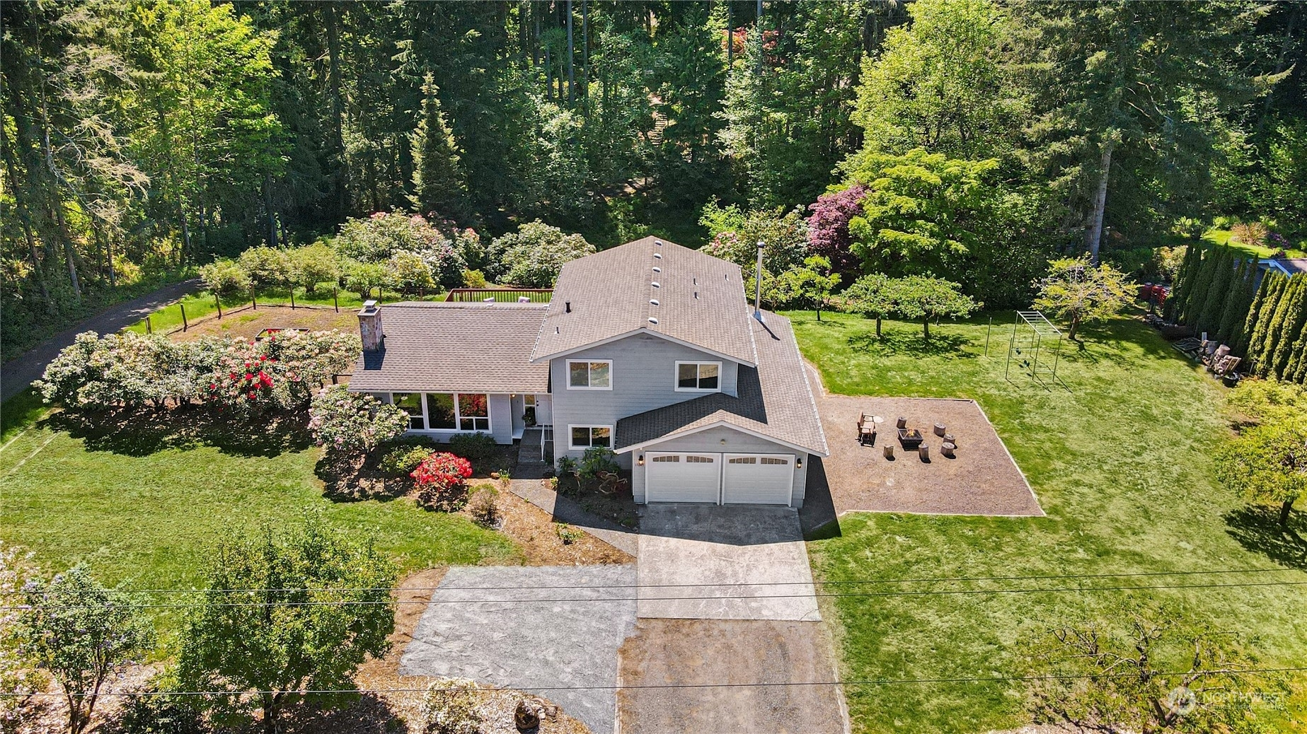 Property Photo:  17007 NE 172nd Place  WA 98072 