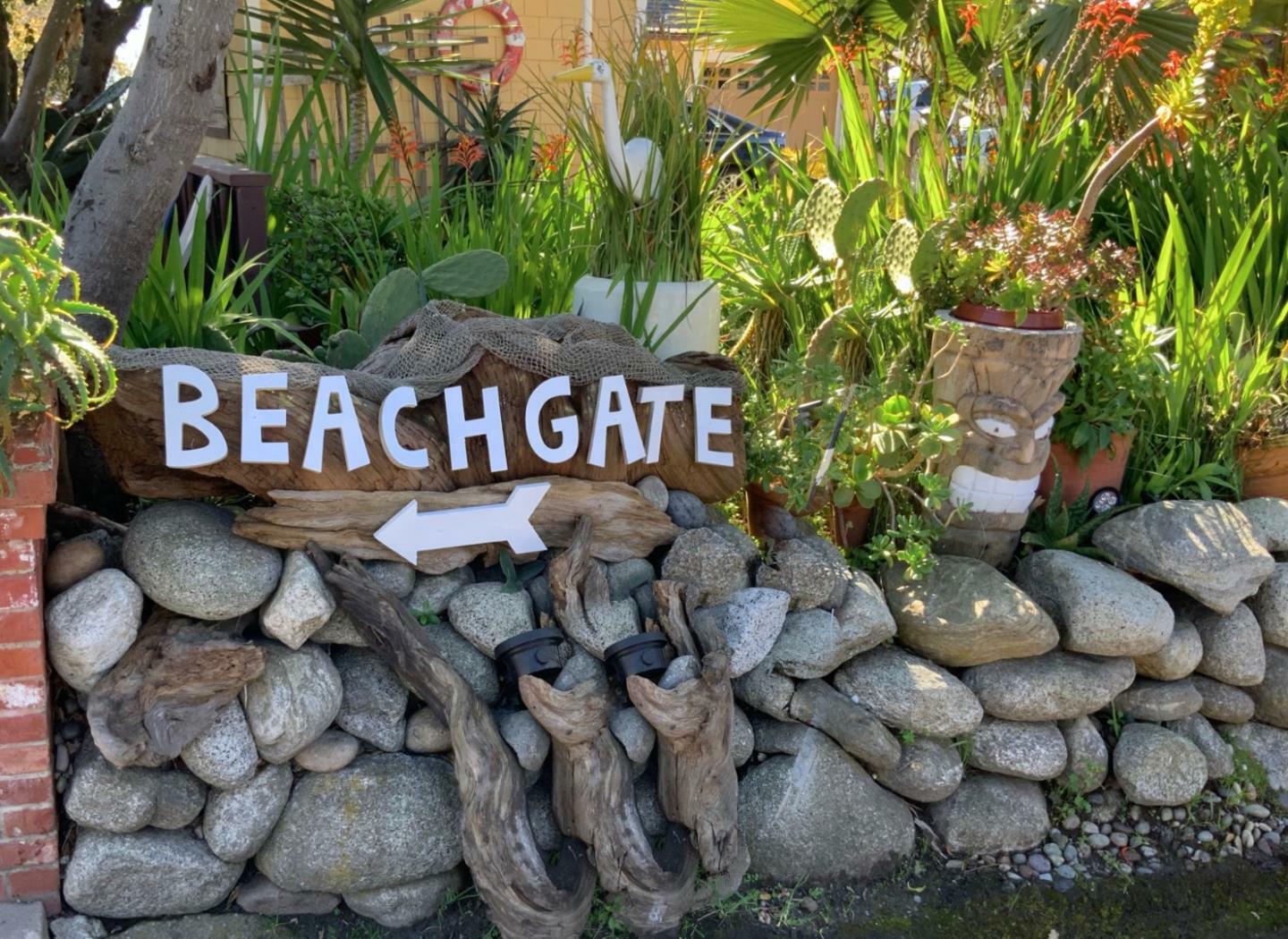 Property Photo:  107 Beachgate Way  CA 95003 