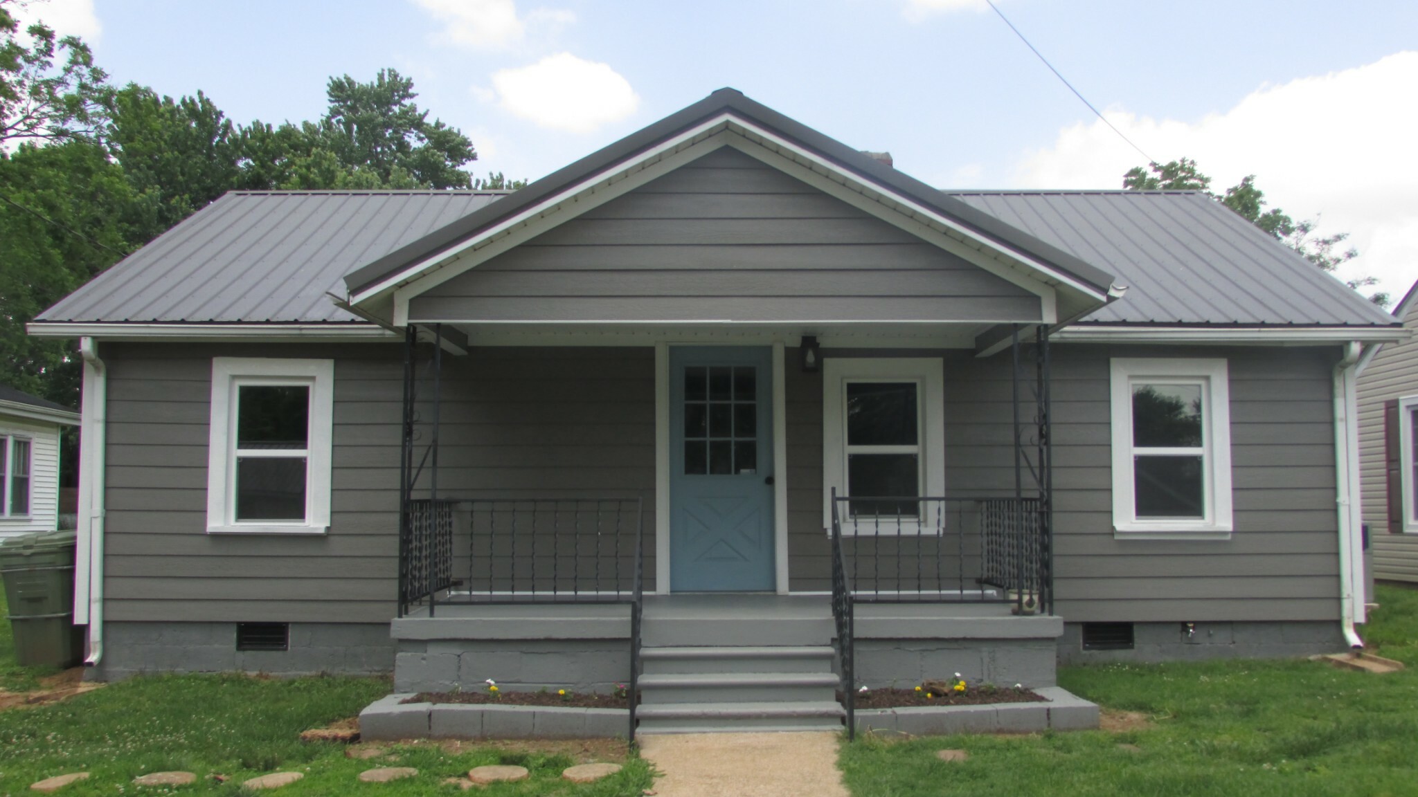 Property Photo:  414 2nd St  TN 38464 