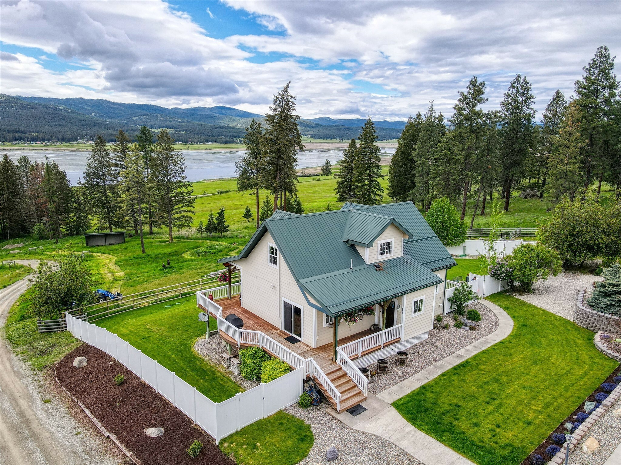 Property Photo: 325 Valley View Terrace MT 59920