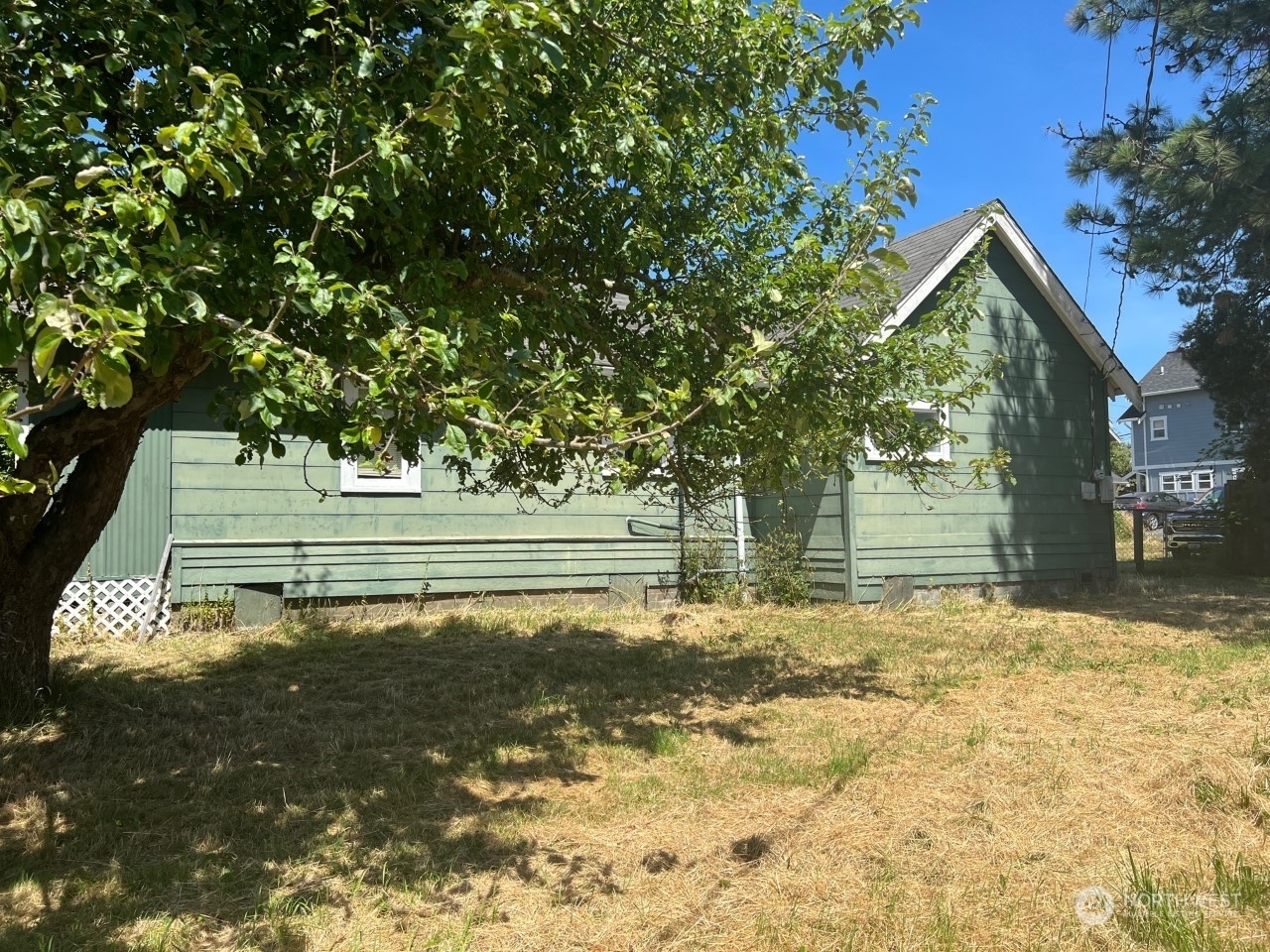 Property Photo: 2418 Verona Street WA 98229