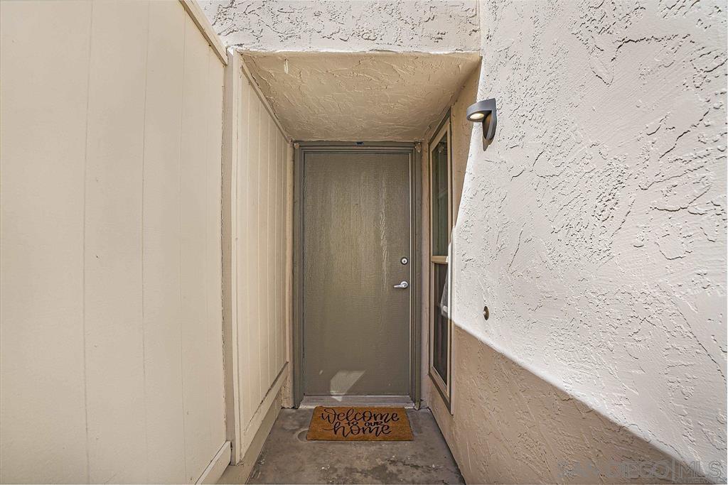 Property Photo: 9933 Caminito Chirimolla CA 92131