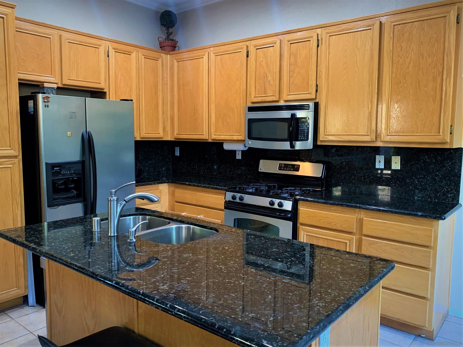 Property Photo:  11785 Miro Cir  CA 92131 