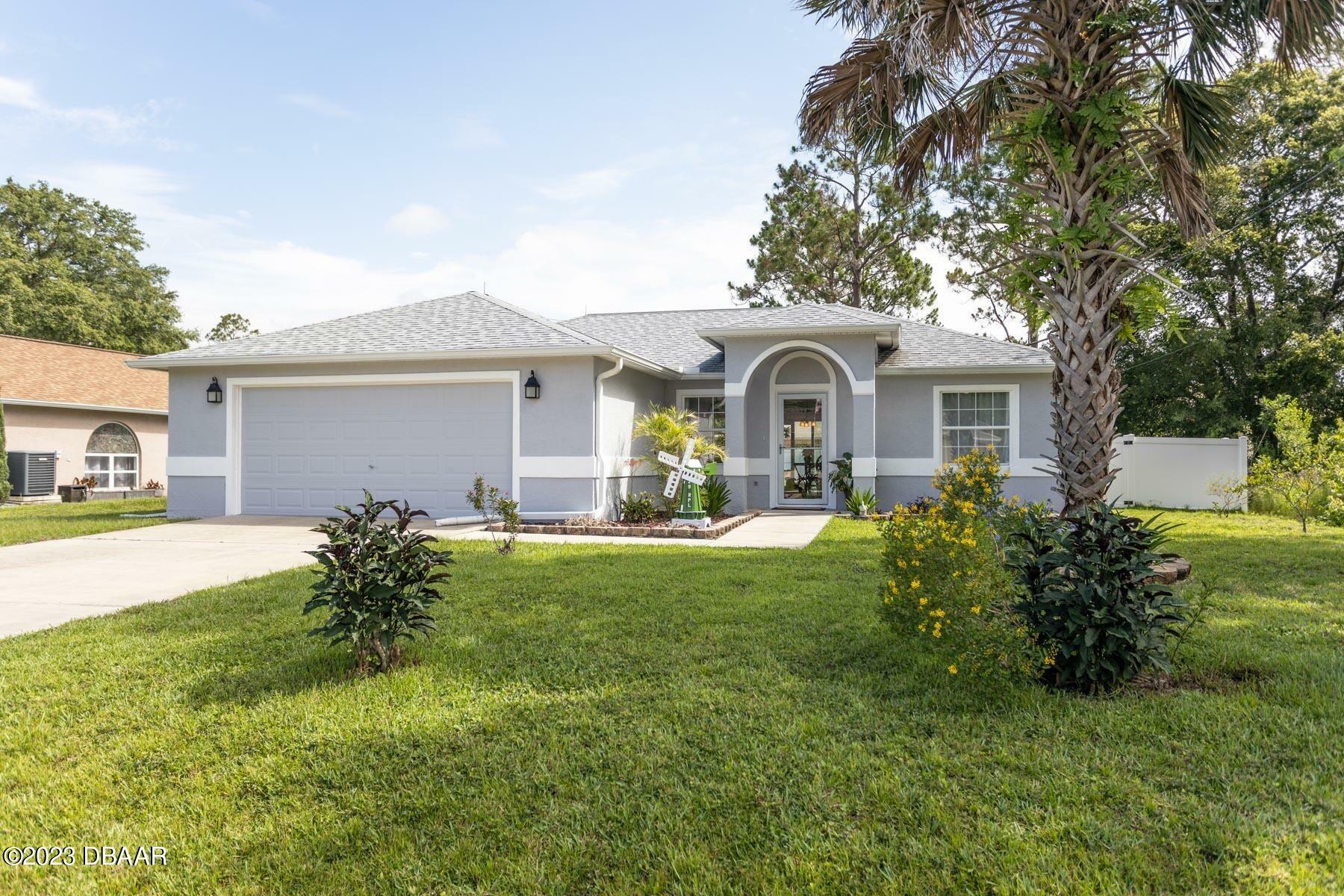 Property Photo: 29 Royal Palm Lane FL 32164