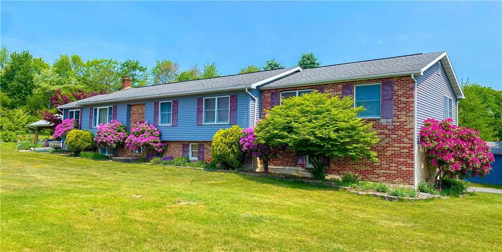 Property Photo:  1030 Summer Mountain Road  PA 18071 