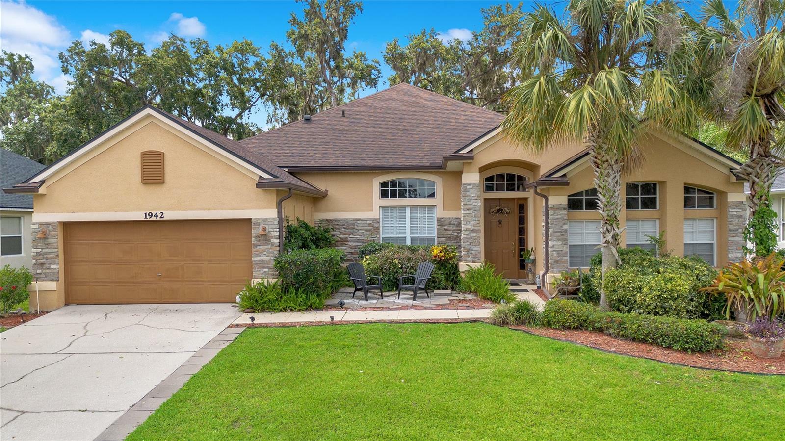 Property Photo: 1942 Willow Wood Drive FL 34746