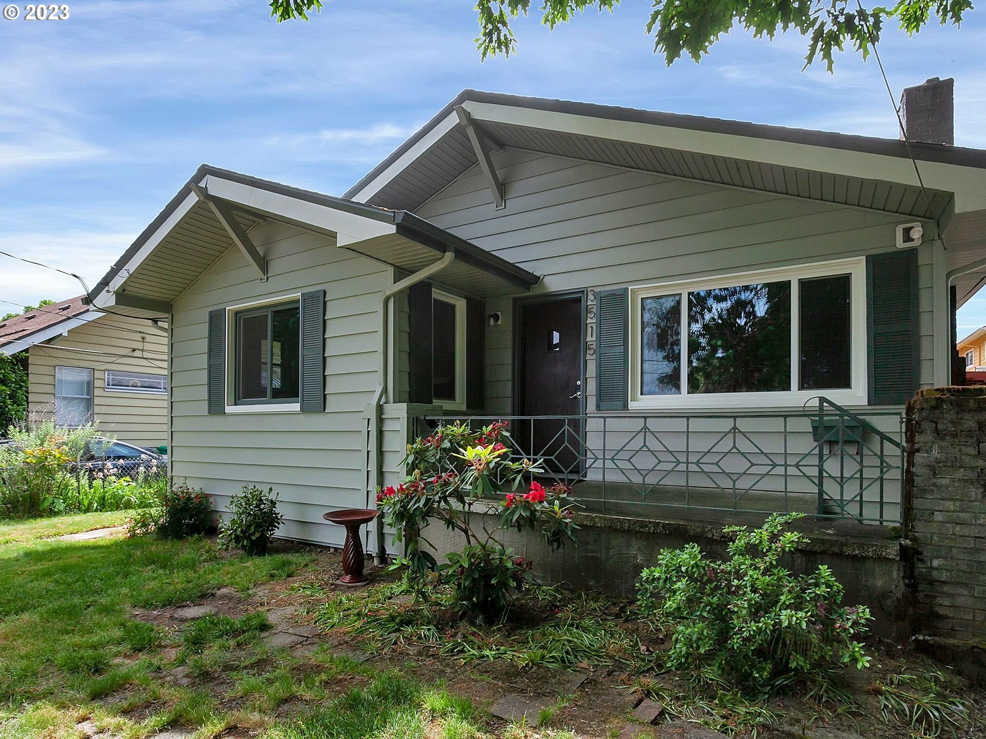 Property Photo: 3515 SE 16th Ave OR 97202