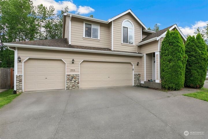 Property Photo:  2915 127th Avenue NE  WA 98258 