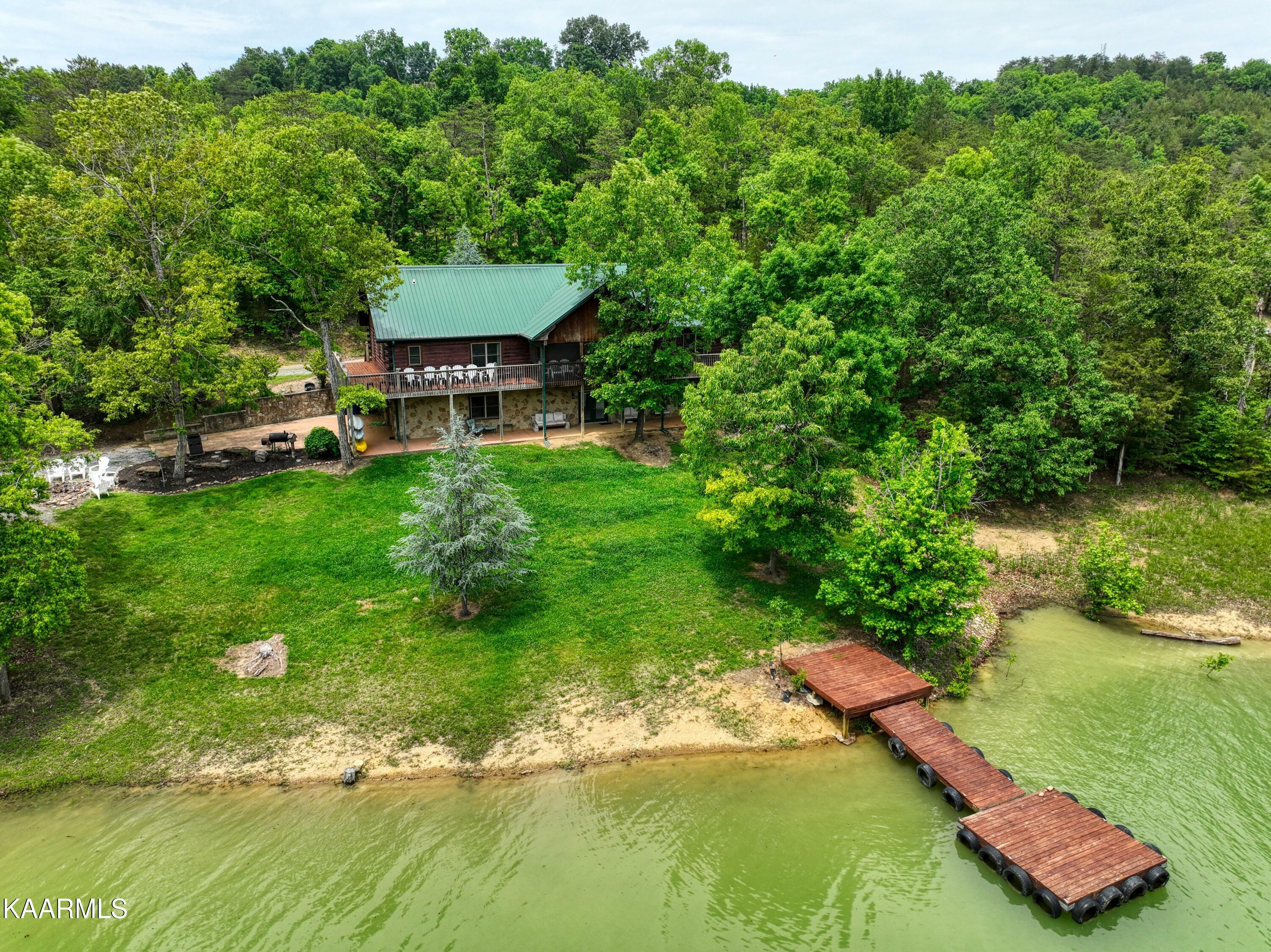 Property Photo: 3725 Island View Rd Way TN 37876
