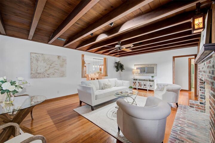 Property Photo:  852 Snell Isle Boulevard NE  FL 33704 