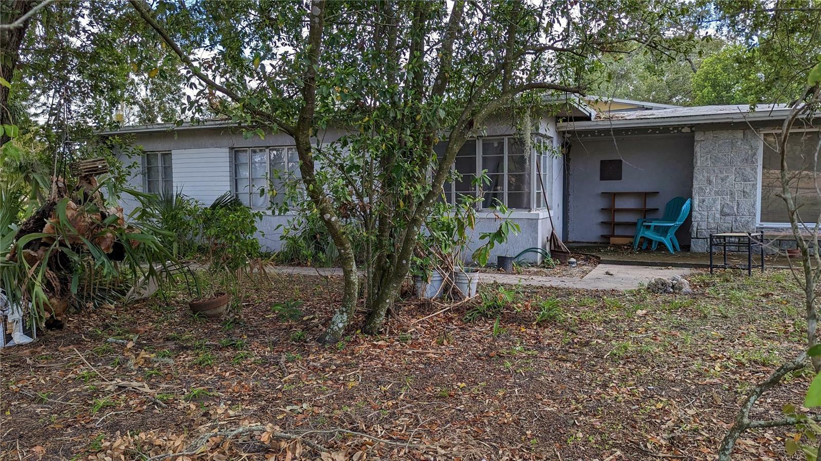 Property Photo: 5310 Lake Underhill Road FL 32807