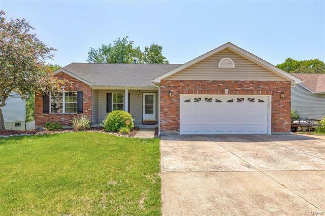 Property Photo: 127 Williamsburg Drive MO 63019