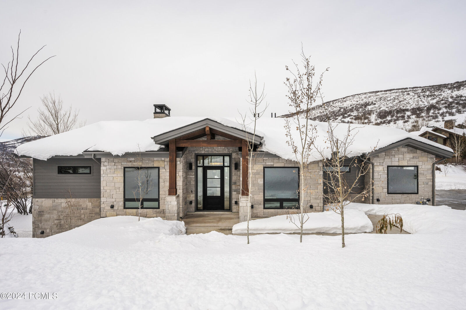 Property Photo: 9155 Upper Lando Lane UT 84098