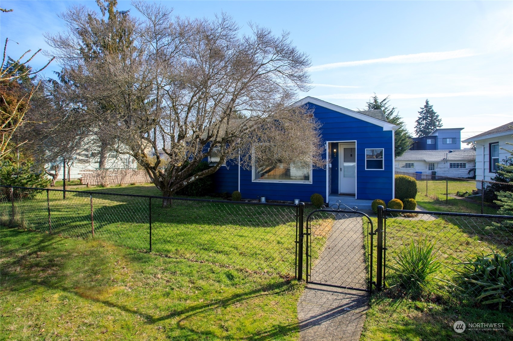 Property Photo:  4333 S Alder Street  WA 98409 