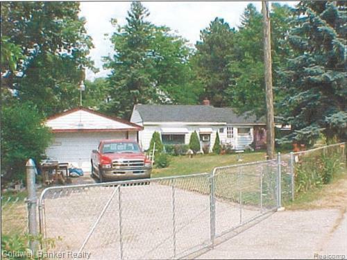 Property Photo:  4190 Meyers Road  MI 48329 