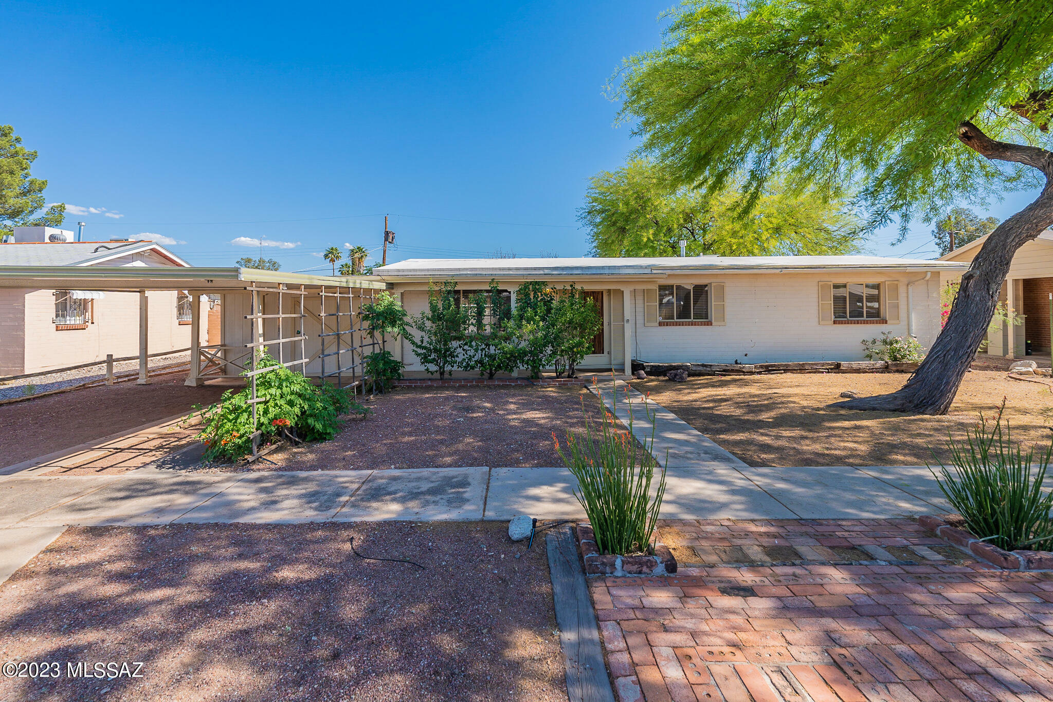 Property Photo:  5712 E Cooper Street  AZ 85711 