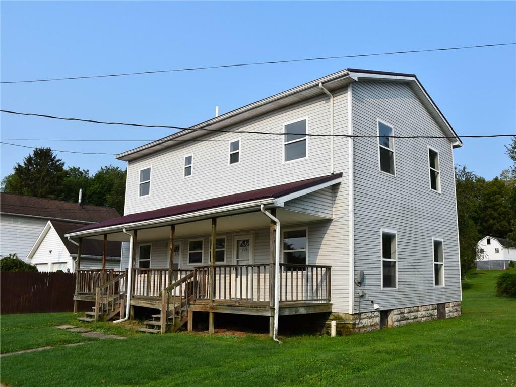 226-228 S Pymatuning Street  Linesville PA 16424 photo