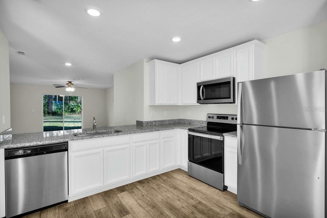 Property Photo: 2729 SW 153rd Lane FL 34473
