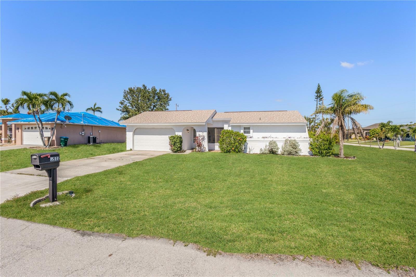 Property Photo:  3512 SE 1st Avenue  FL 33904 