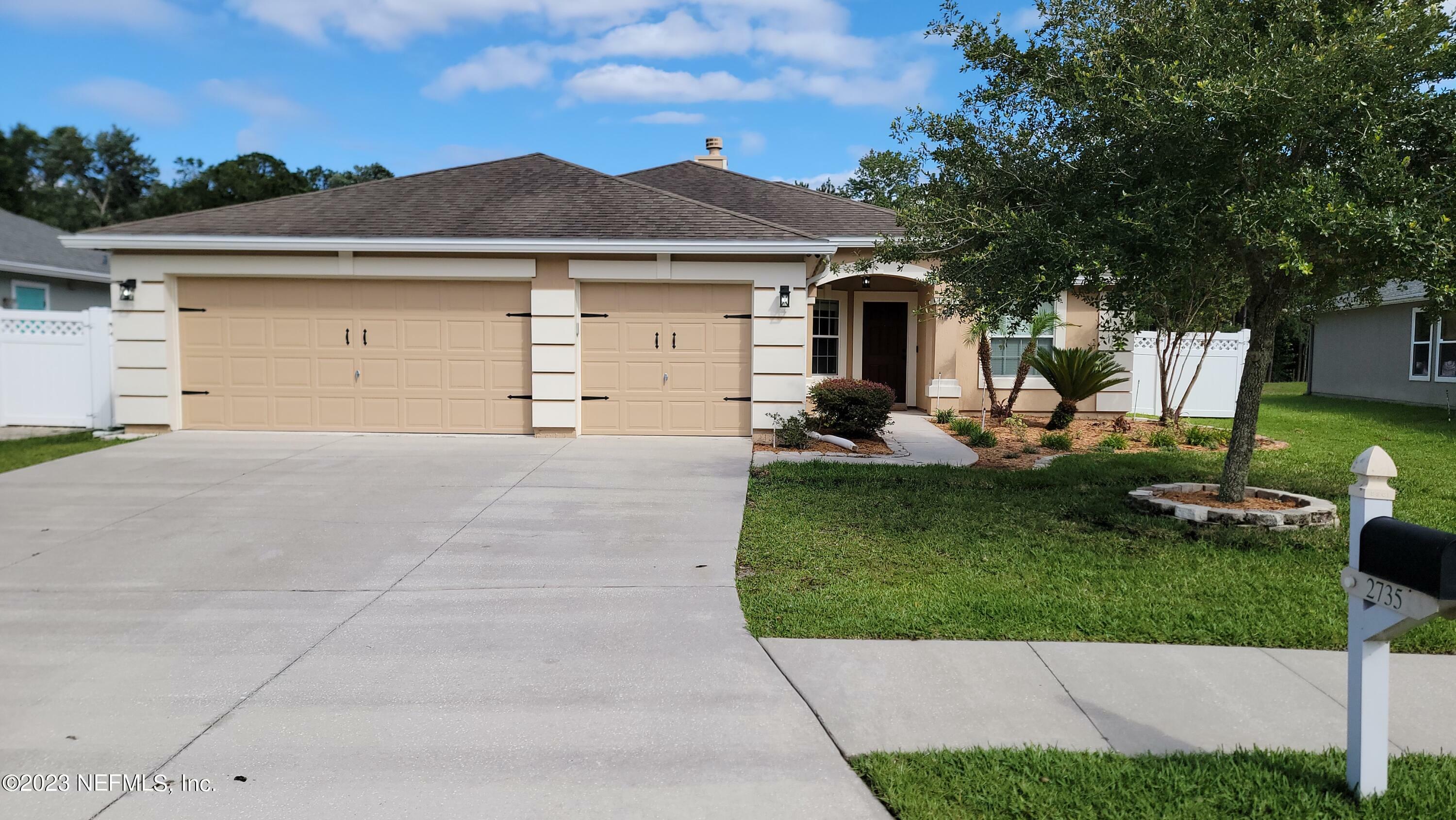 Property Photo:  2735 Woodsdale Drive  FL 32068 