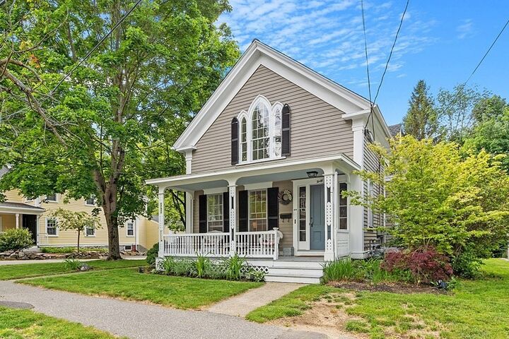 Property Photo:  40 High Street  MA 01810 
