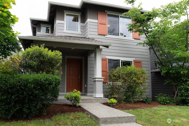 Property Photo:  709 Crested Butte Boulevard  WA 98273 