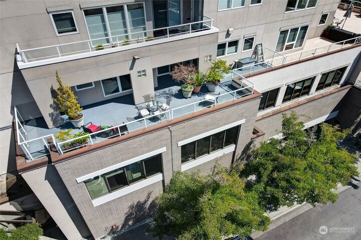 3300 Meridian Avenue N 213  Seattle WA 98103 photo