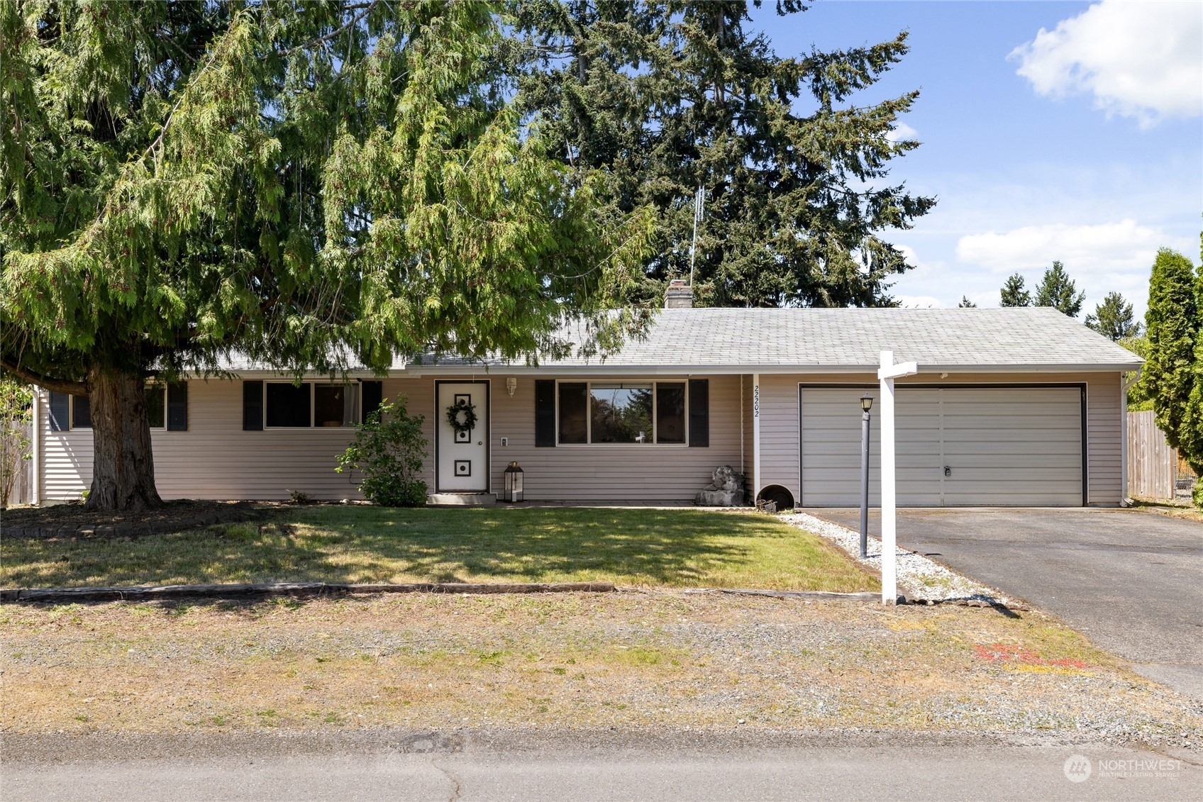 22202 42nd Avenue E  Spanaway WA 98387 photo