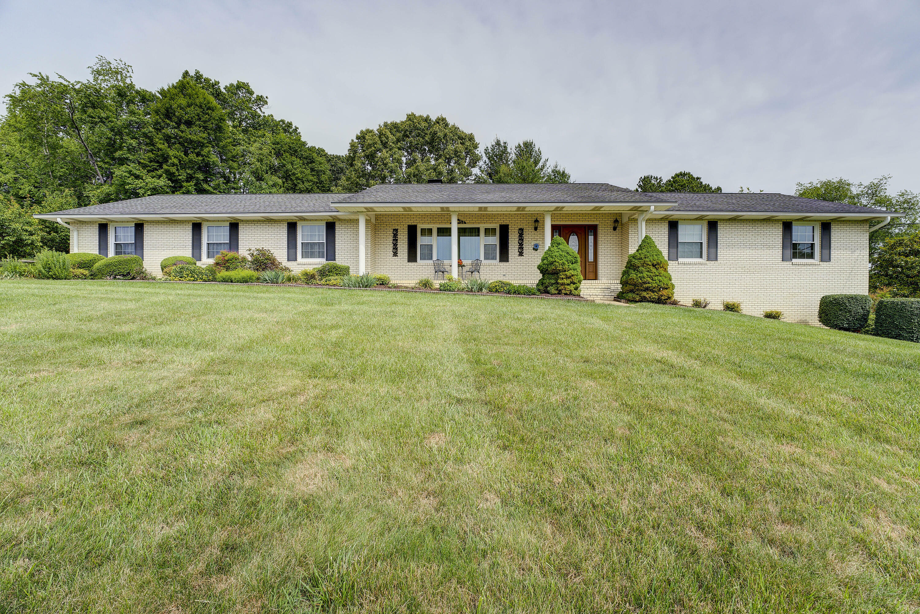 Property Photo:  113 Park Drive  TN 37659 