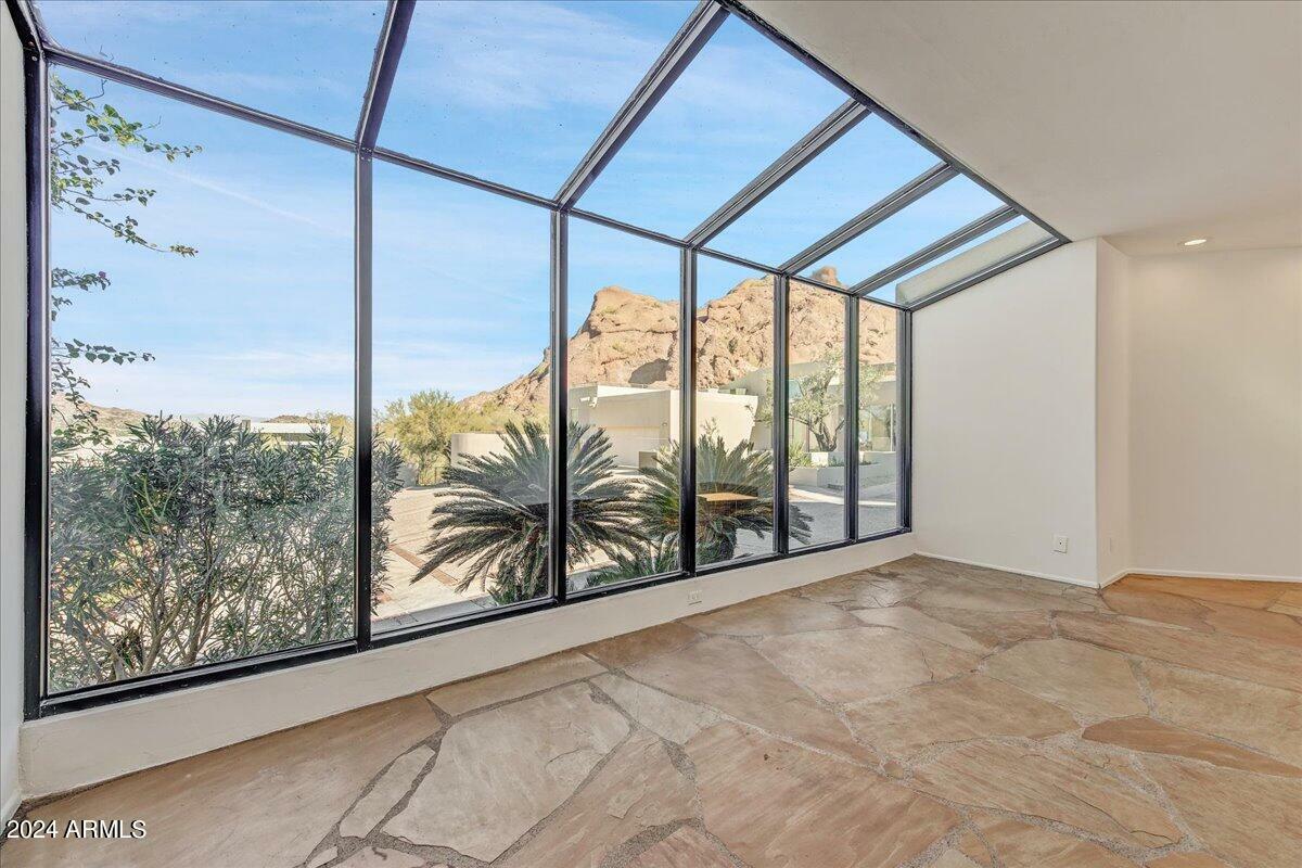 Property Photo:  5761 N Echo Canyon Circle  AZ 85018 