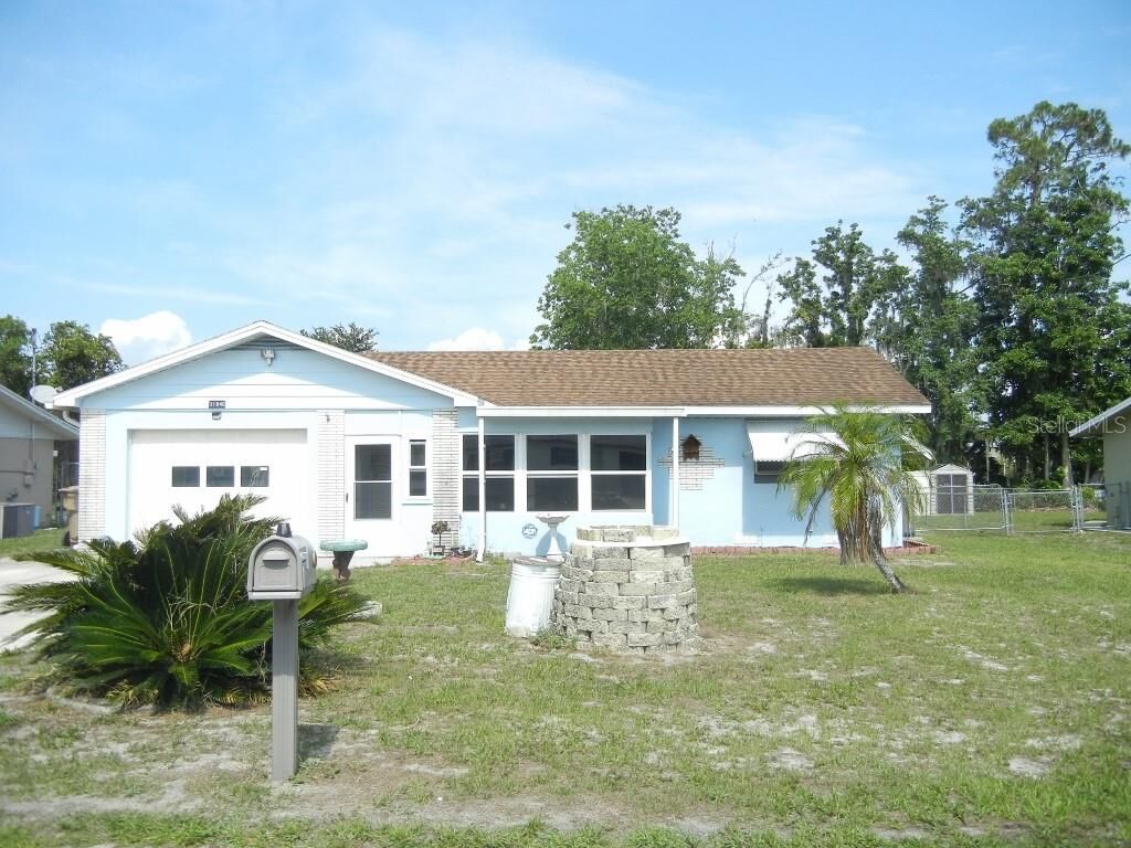Property Photo:  31846 Blanton Lane  FL 32778 