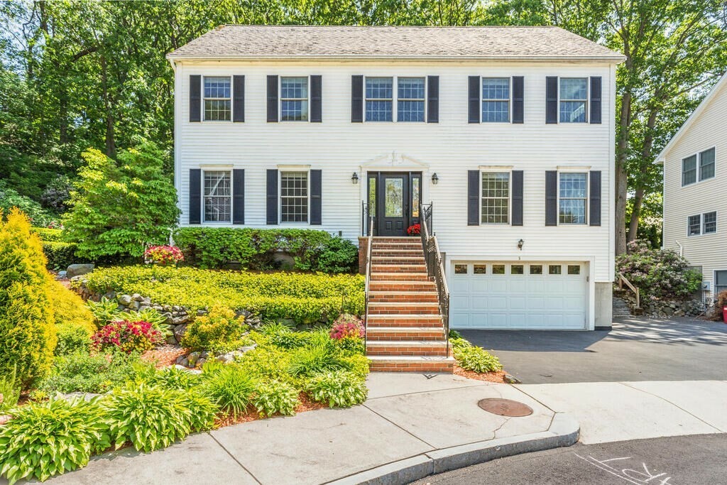 Property Photo: 5 Umlah Terrace MA 02148