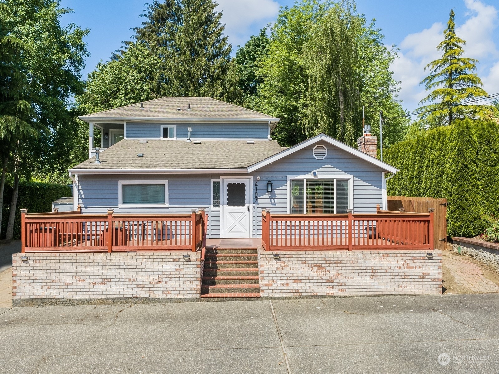 Property Photo:  4107 188th Street SW  WA 98037 