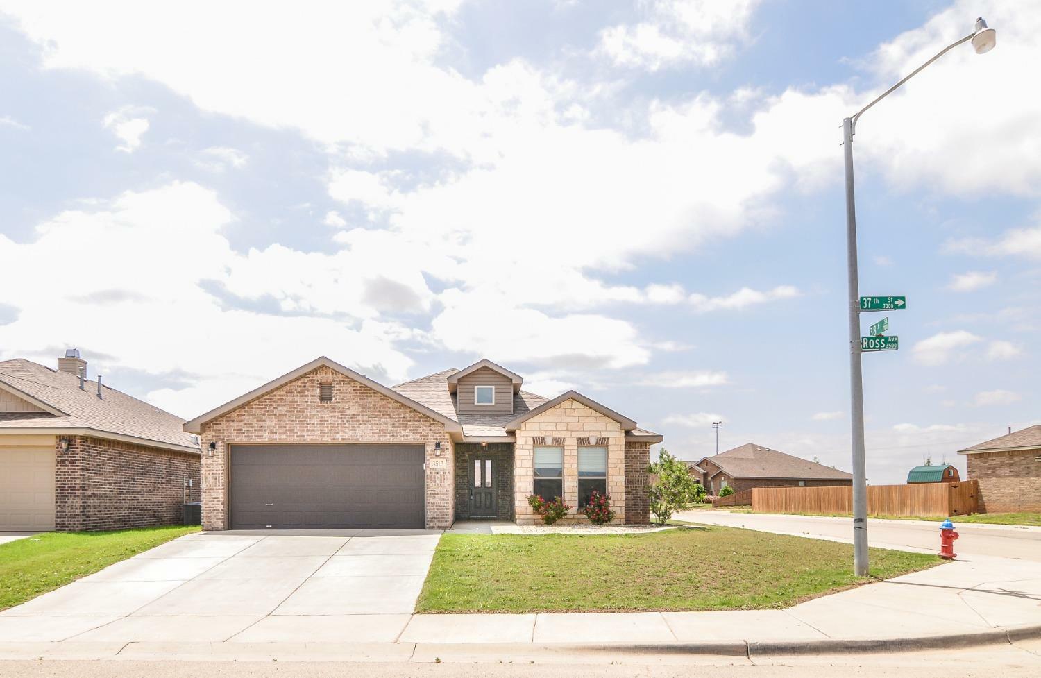 Property Photo: 3513 Ross Avenue TX 79407