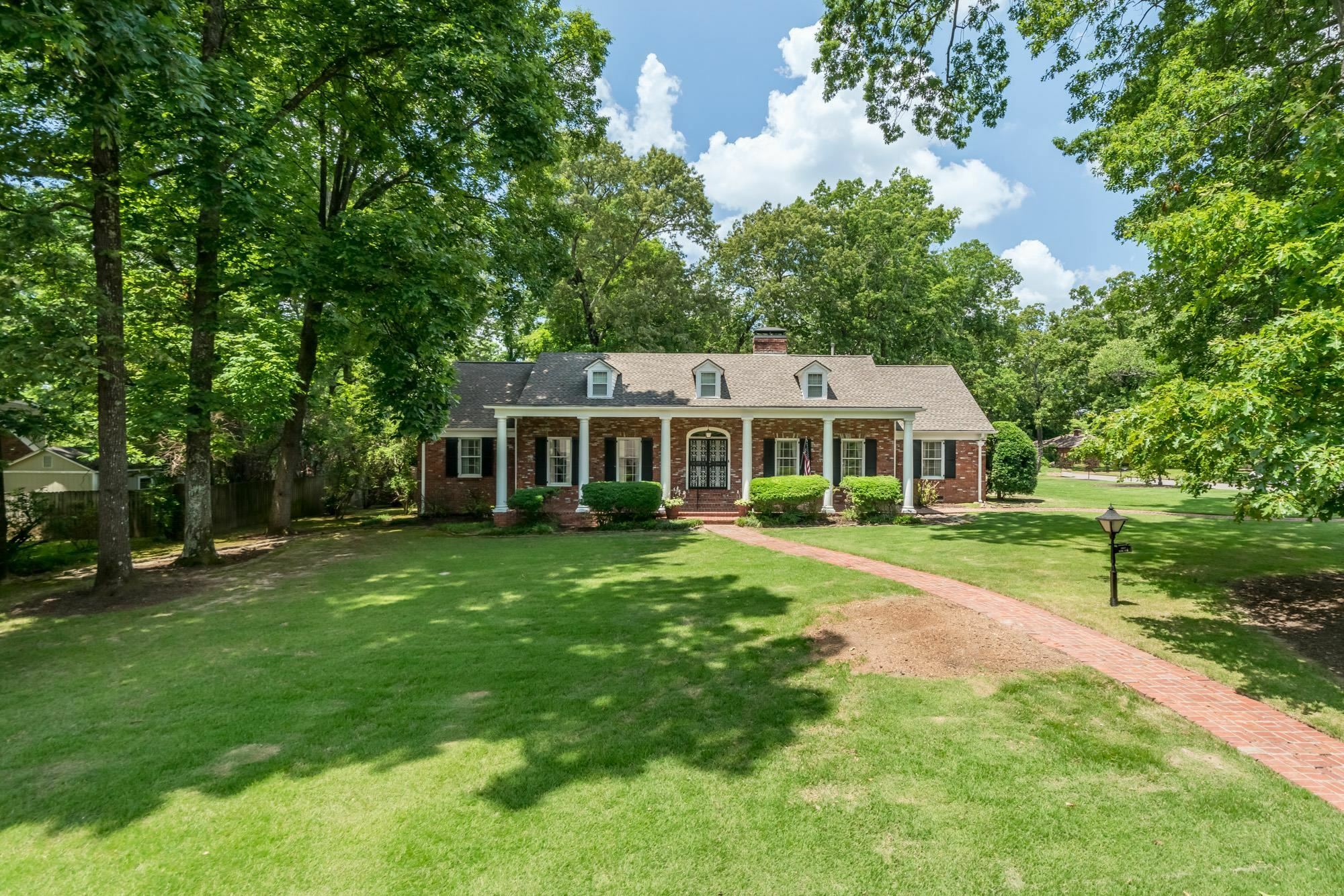 Property Photo:  1407 Hayne Rd  TN 38119 