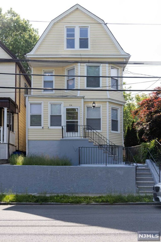 Property Photo:  64 Vermont Avenue  NJ 07106 