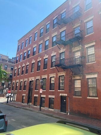 Property Photo:  40 Revere Street 2  MA 02114 