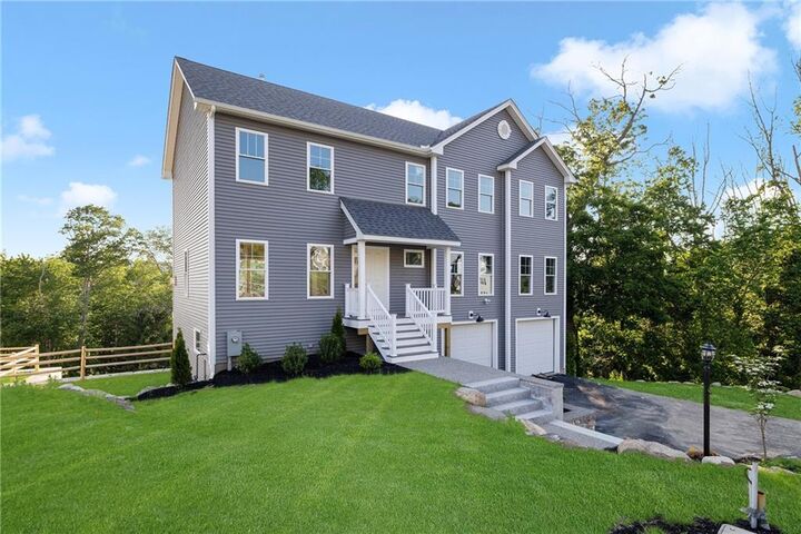 20 Tuscan Ct  Cumberland RI 02864 photo