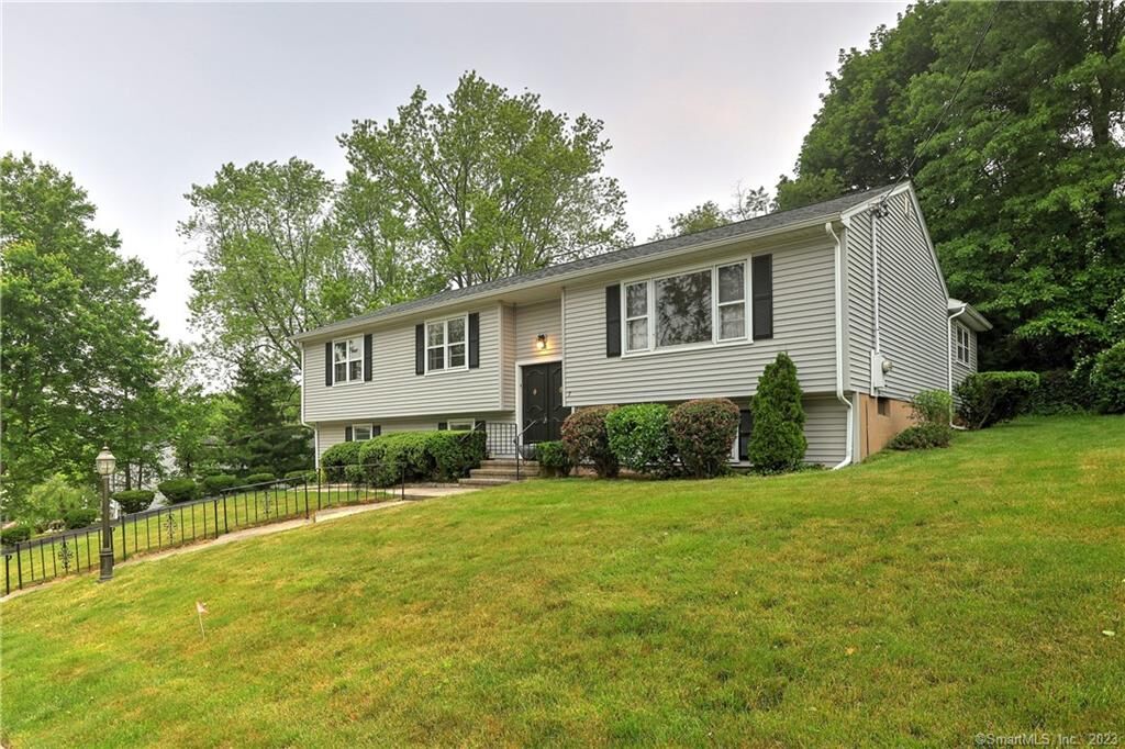 Property Photo: 7 Marks Drive CT 06516