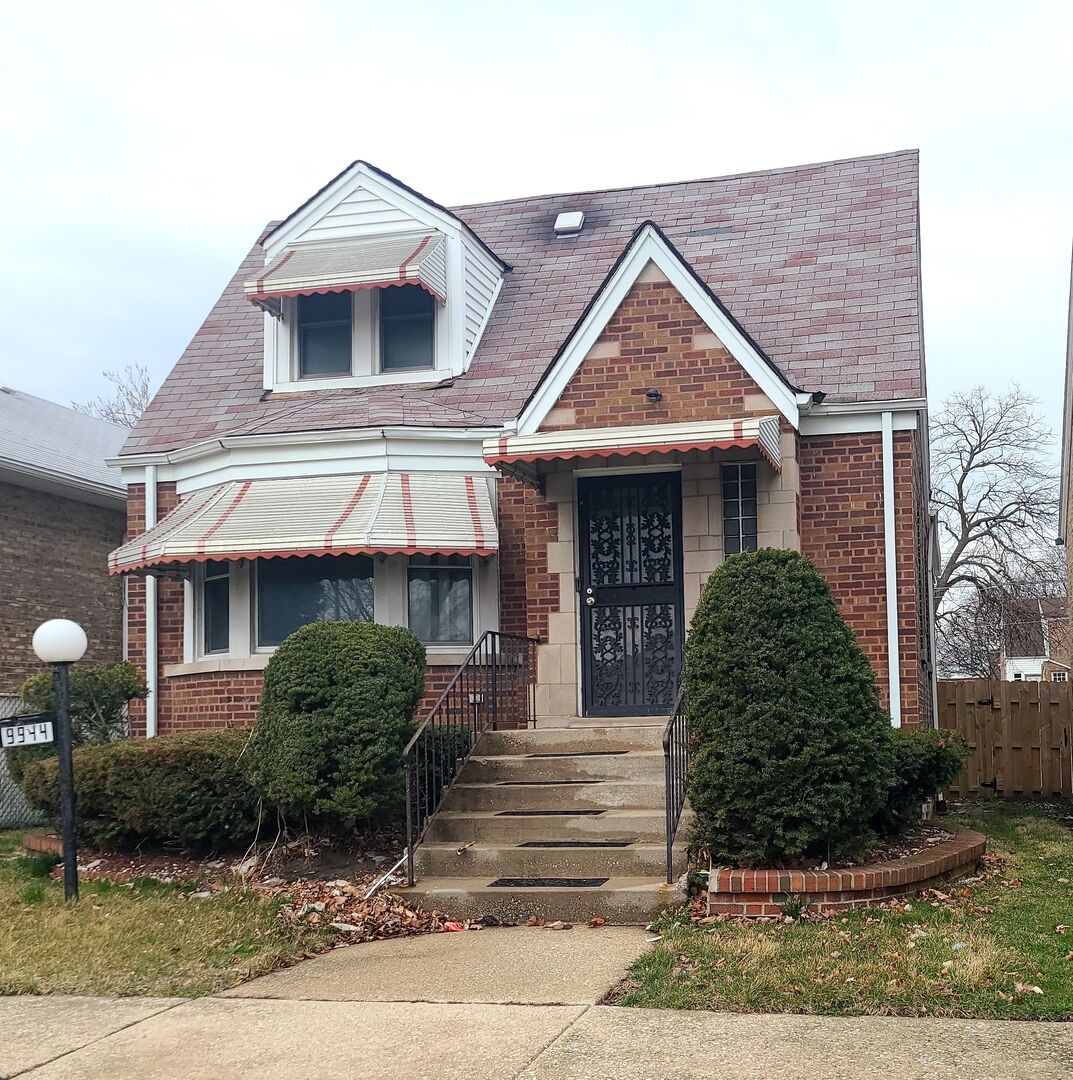Property Photo: 9944 S Union Avenue IL 60628
