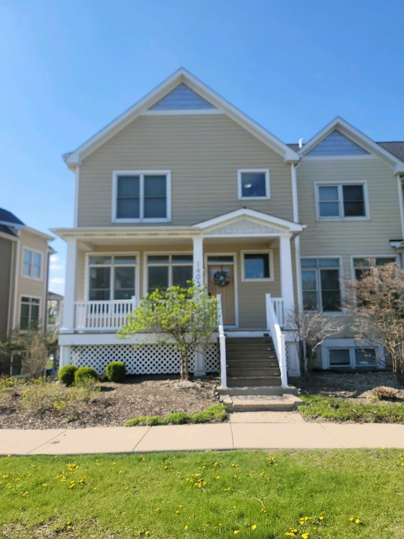 Property Photo: 1403 Water Street B1 IL 60406
