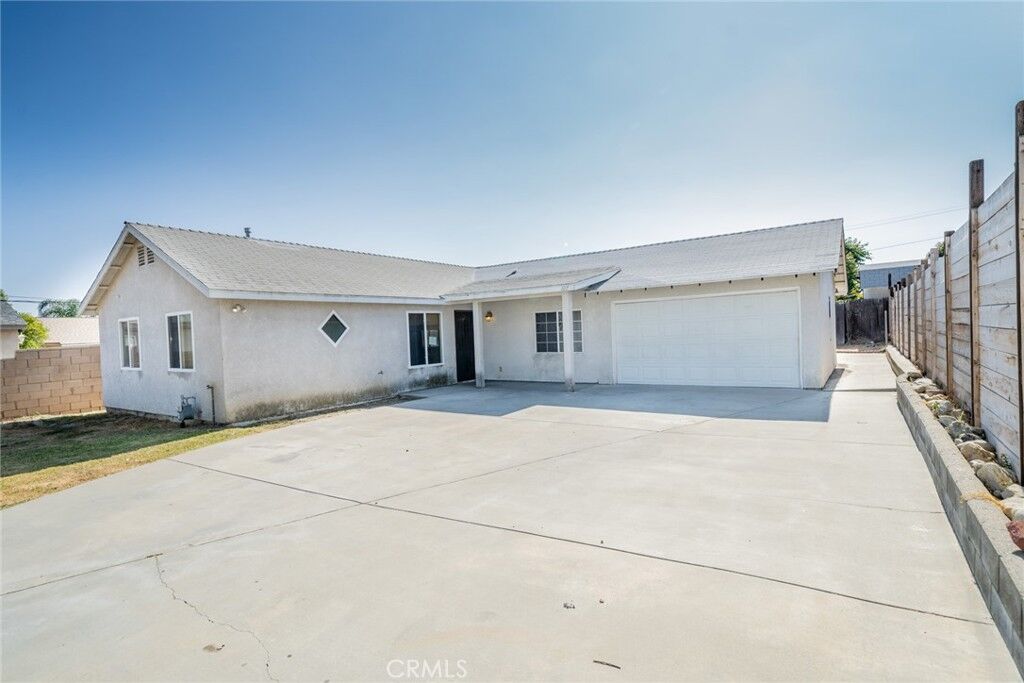 Property Photo:  127 N 12th Avenue  CA 91786 