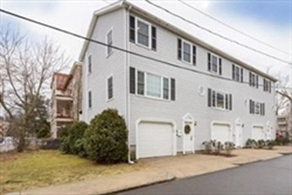Property Photo:  18 Plainfield St 18  MA 02130 