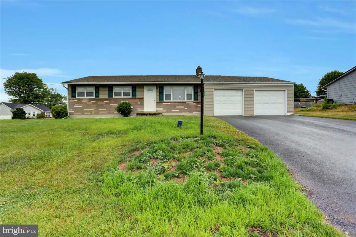 Property Photo:  3385 Westview Circle  PA 17225 