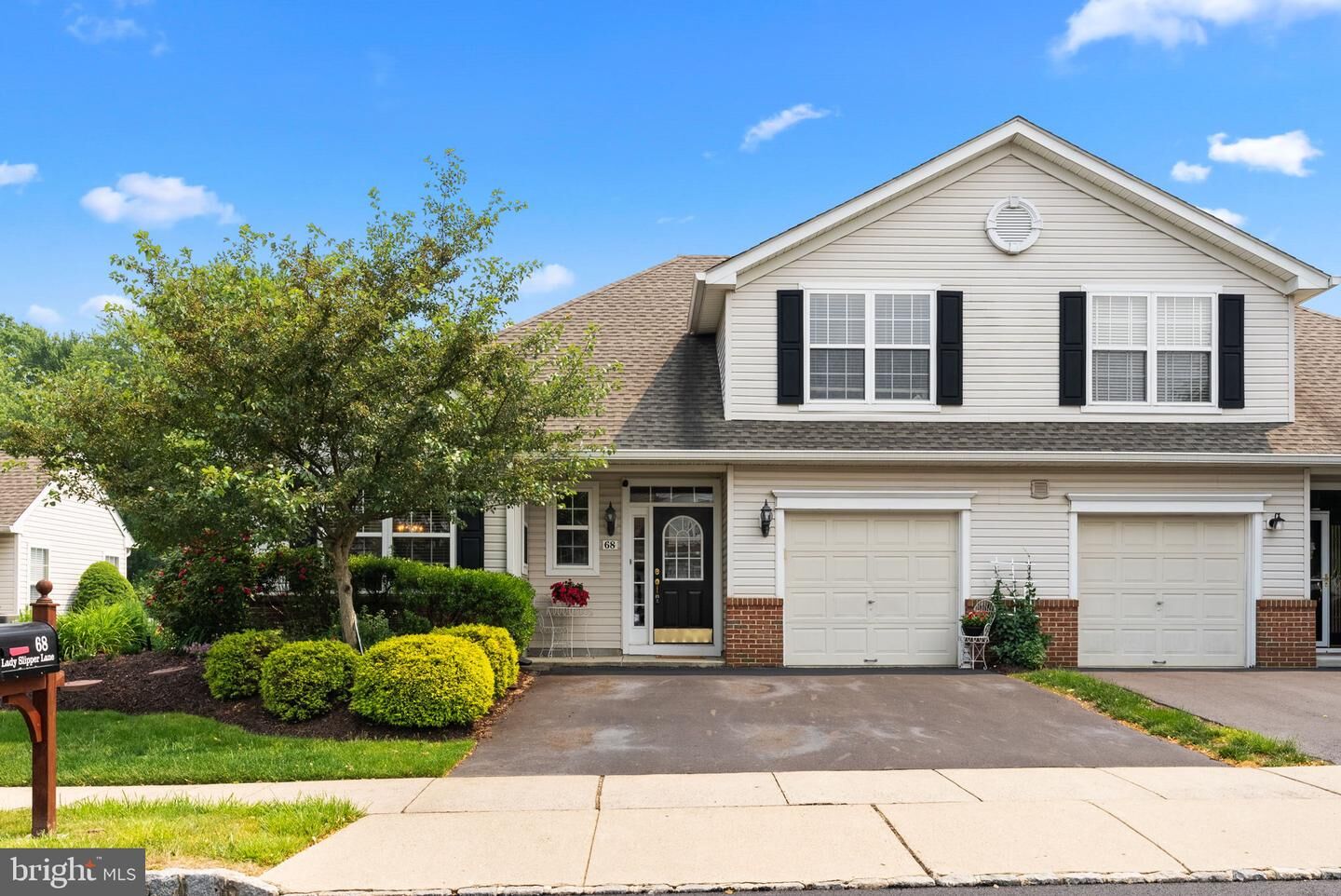 Property Photo:  68 Lady Slipper Lane  PA 19047 