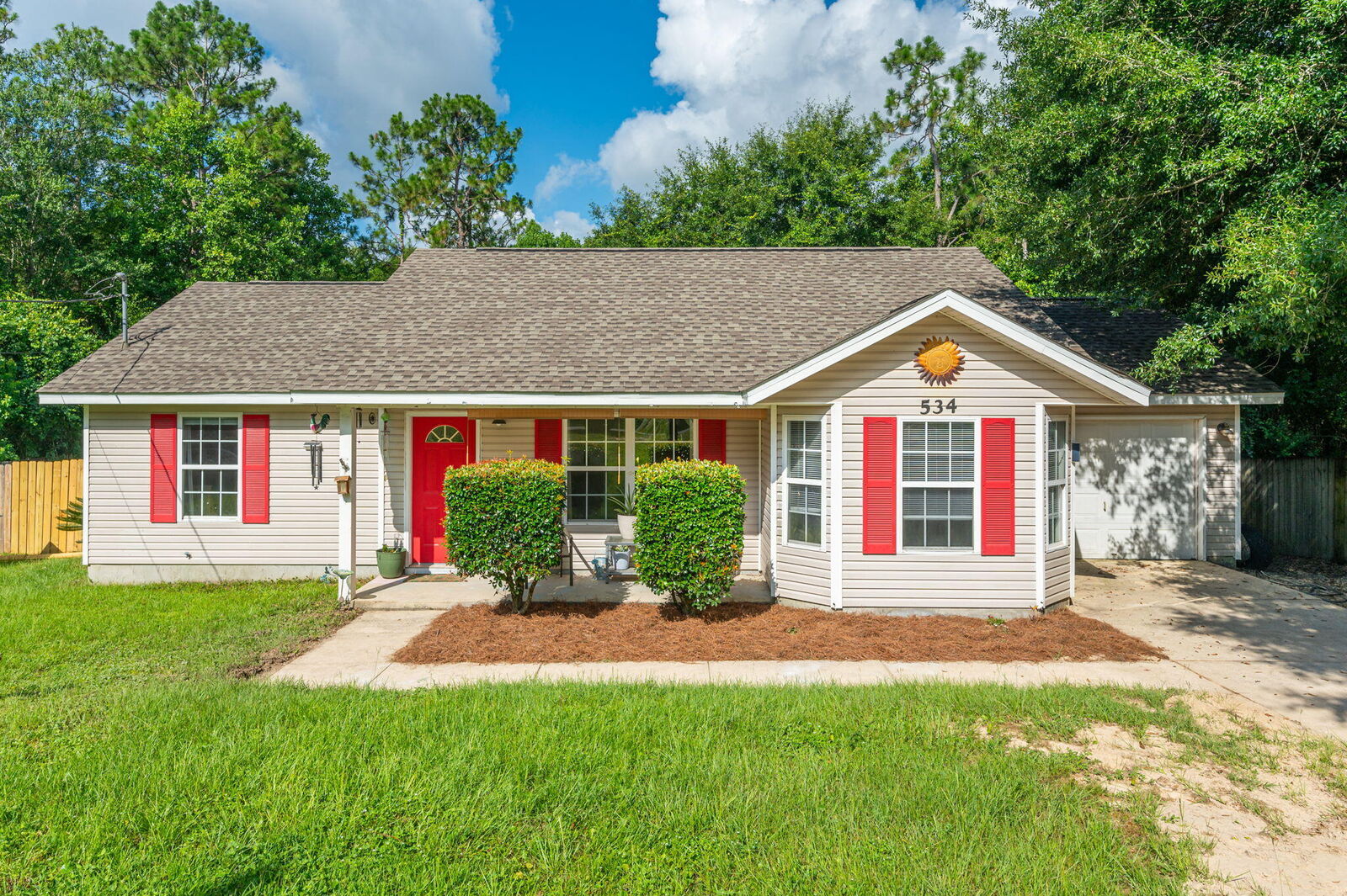 Property Photo:  534 Hyde Park Drive  FL 32539 